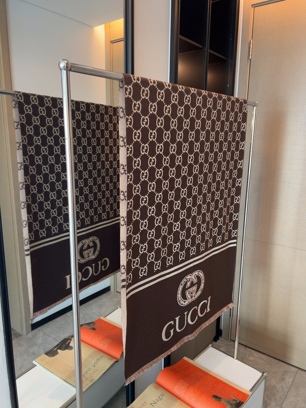 Gucci Patterned Woven Scarf — hero